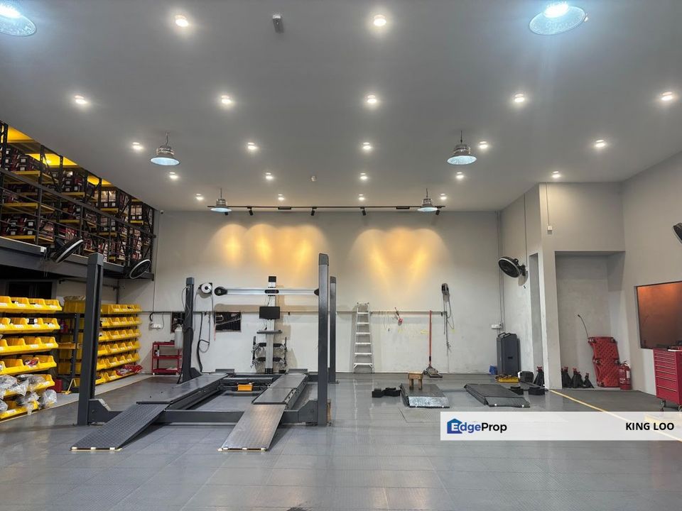Prime location Bandar Puchong Semi-D Factory For Sale, Negotiable price, Selangor, Puchong
