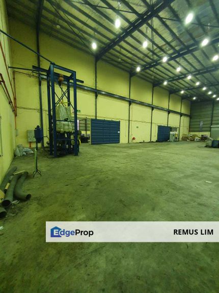 Detached Factory/Warehouse with Office Space For Sale in Sungai Buloh, Selangor, Sungai Buloh