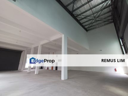 Semi-Detached Factory/Warehouse For Rent in Puchong, Selangor, Puchong