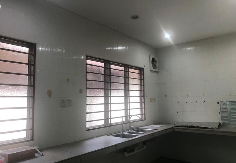 Canal Gardens, Kota Kemuning