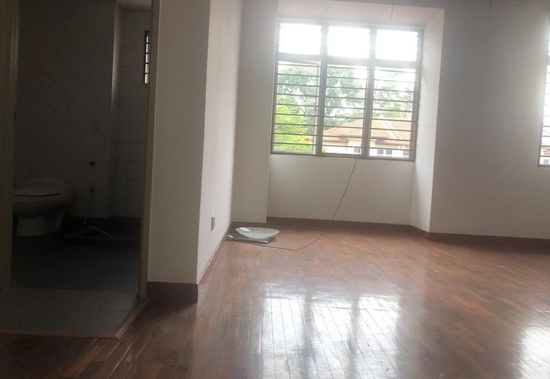 Canal Gardens, Kota Kemuning