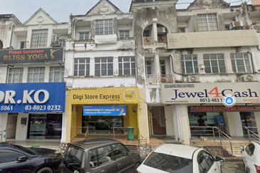 Taipan Business Centre, USJ 10