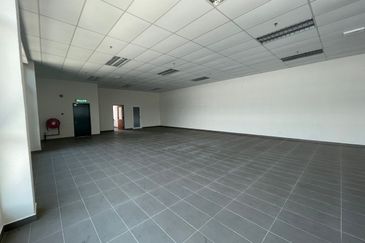 Corner Shop Lot For Sale in Subang Jaya