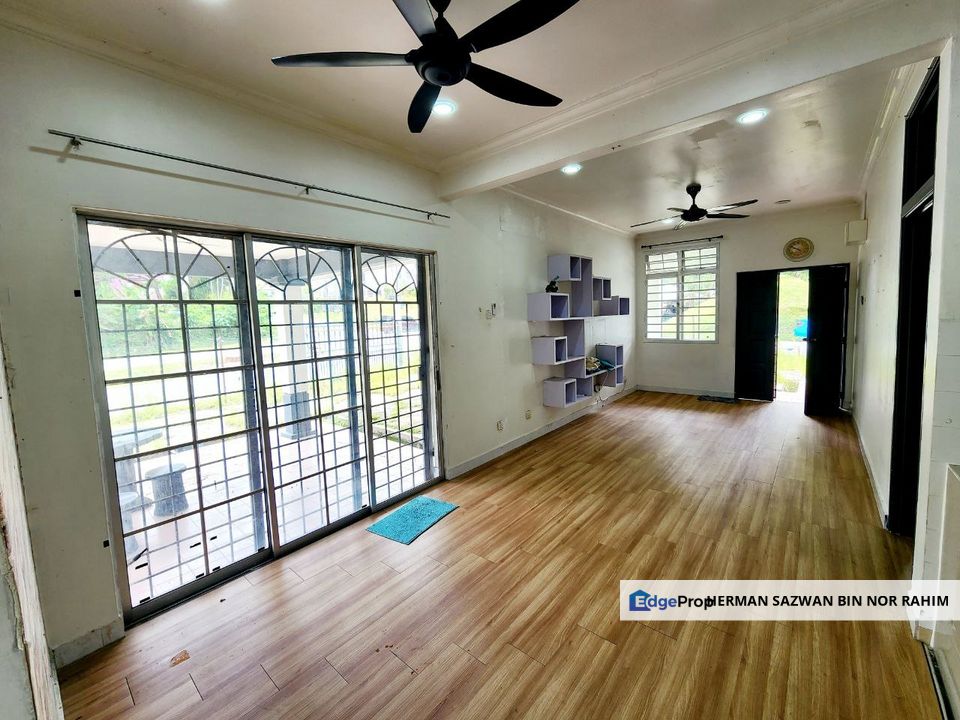 CORNER LOT Single Storey Terrace Taman Semenyih Indah FACING OPEN for