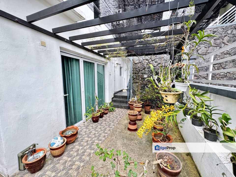 Saujana Villa Kajang, 2.5 Storey Semi D FACING OPEN RENOVATED, Selangor, Kajang