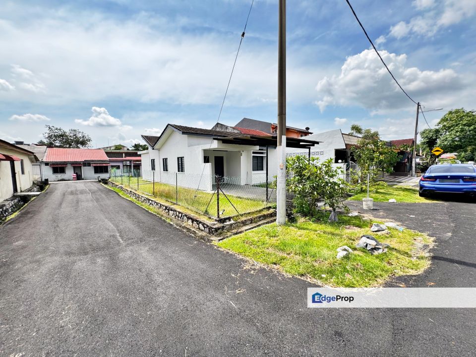 Seksyen 1 Bangi, Single Storey House END LOT DEKAT SEKOLAH & MASJID, Selangor, Bangi