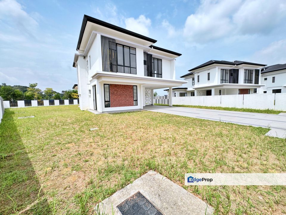 Verdale Alam Sari Bangi , 2 Storey Bungalow HUGE LAND near MASJID, Selangor, Bangi
