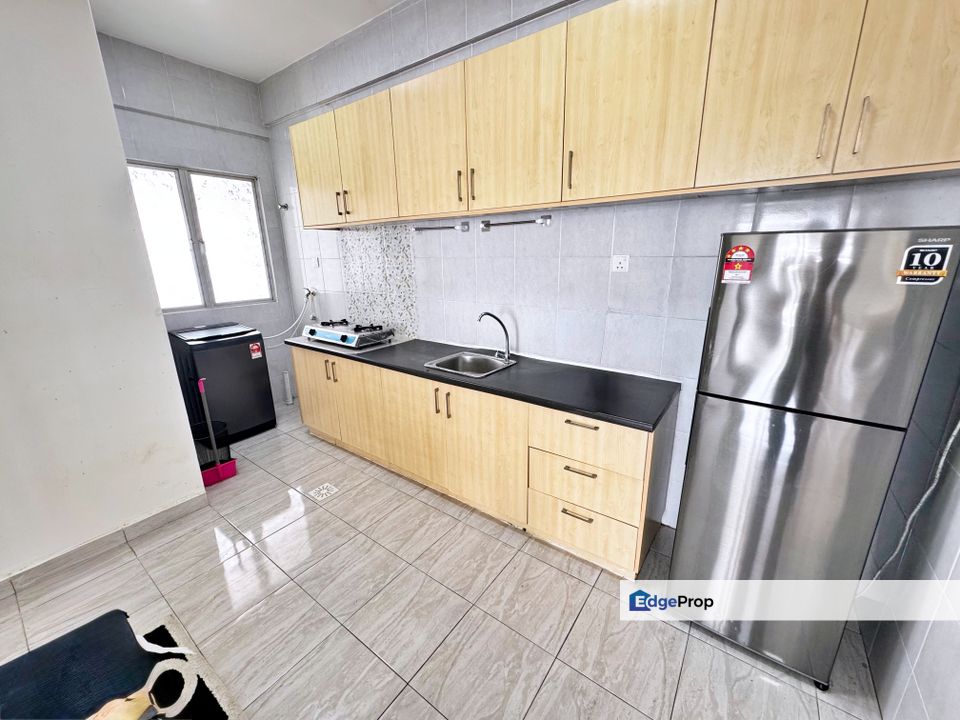 Apartment Taman Putra Impian, Bandar Seri Putra Bangi TERMURAH CORNER, Selangor, Bangi