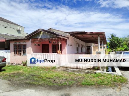 Rumah Teres Lot Tepi Belakang Masjid Batu 10 Hutan Melintang Perak, Perak, Hutan Melintang