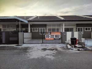 Single Storey House facing open Near Hospital Teluk Intan Perak for ...
