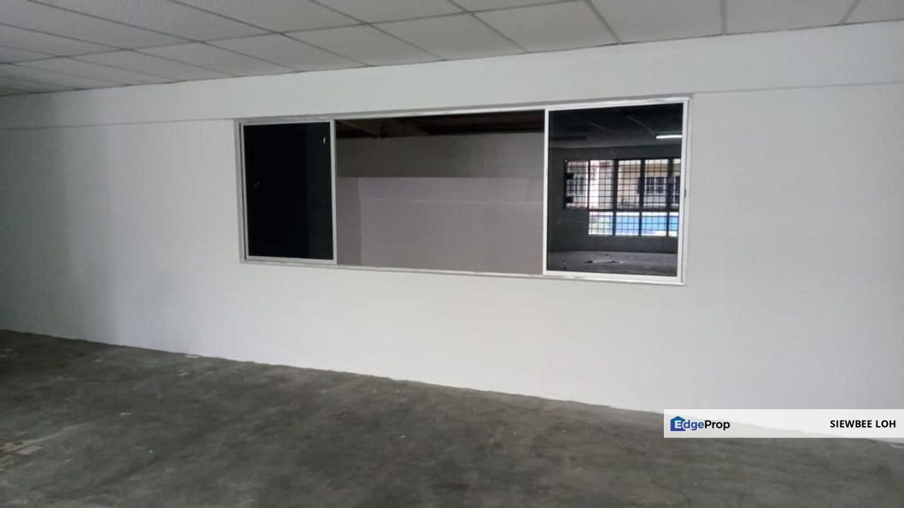 1.5 Storey Terrace Factory @ Taman Putri Kulai, Johor, Kulai