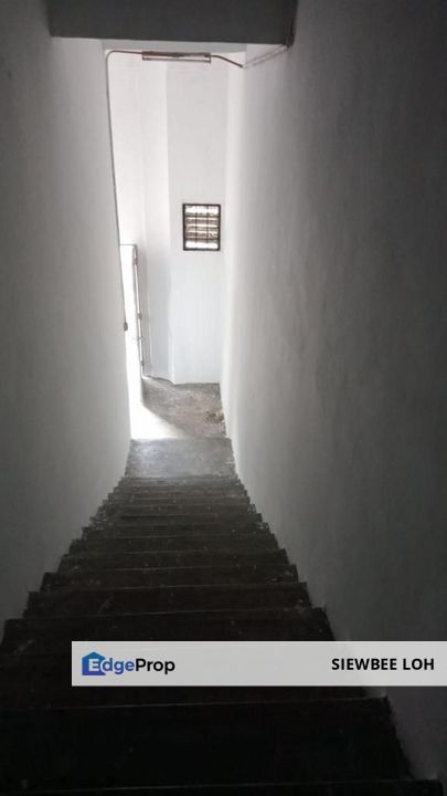 1.5 Storey Terrace Factory @ Taman Putri Kulai, Johor, Kulai