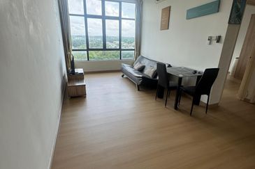 D'Summit Residences @ Kempas Utama