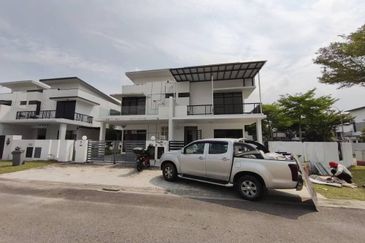 Garden Villa @ Bukit Indah 2