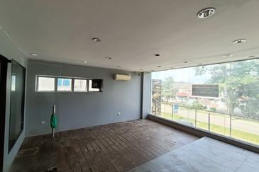 Jalan Sri Putri 4, Taman Putri Kulai