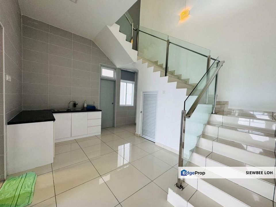 The Senai Garden Serviced Apartment Duplex Unit, Johor, Senai