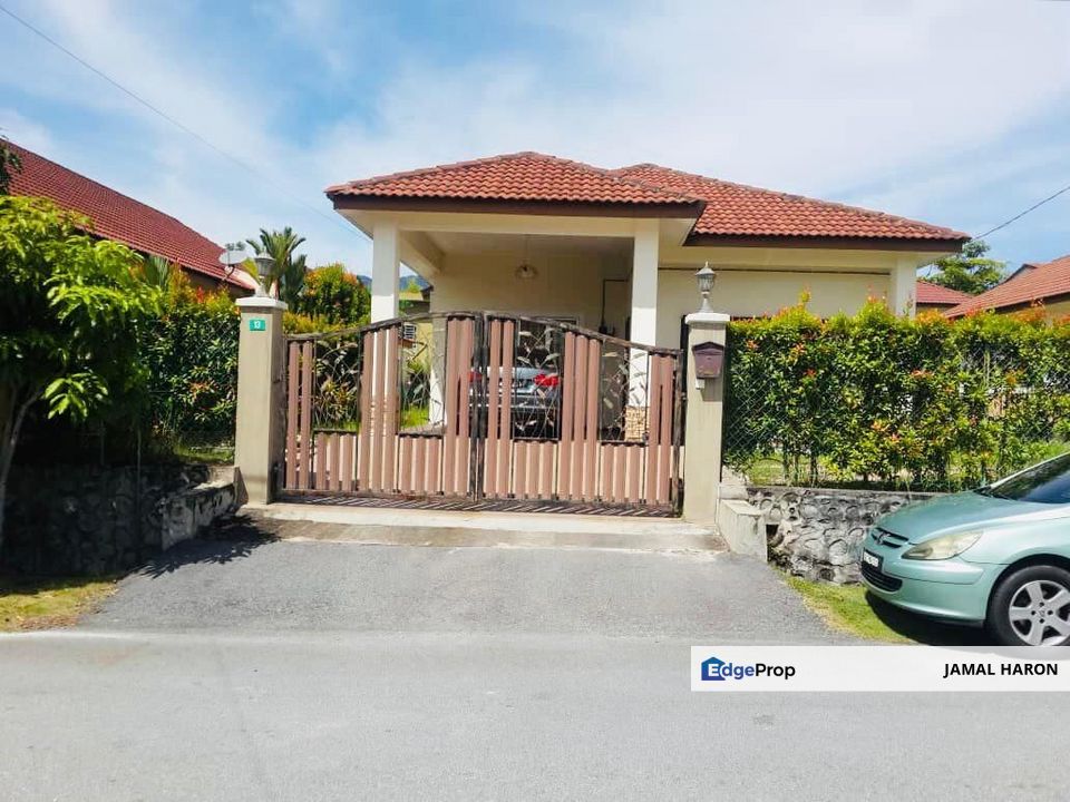 Taman Tuanku Jaafar Seremban Renovated Single Storey Bungalow for Sale