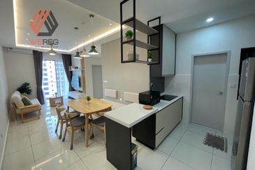 Amber Residence @ twentyfive.7