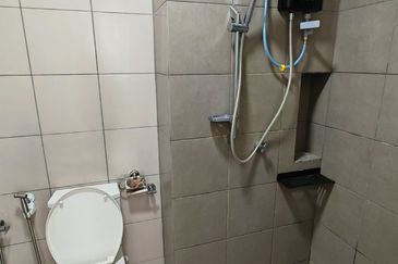 Amber Residence @ twentyfive.7