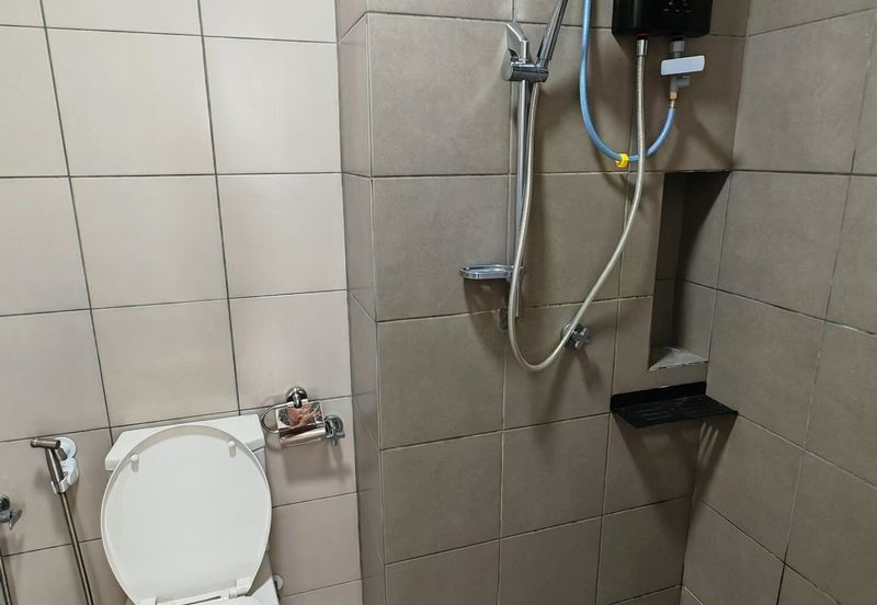 Amber Residence @ twentyfive.7