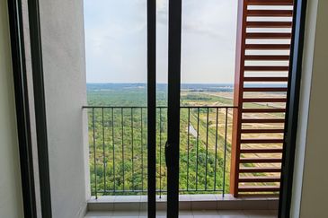 Amber Residence @ twentyfive.7