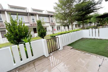 Arahsia Residences, Tropicana Aman