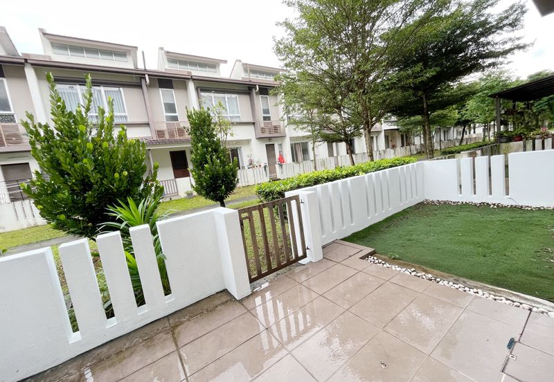 Arahsia Residences, Tropicana Aman