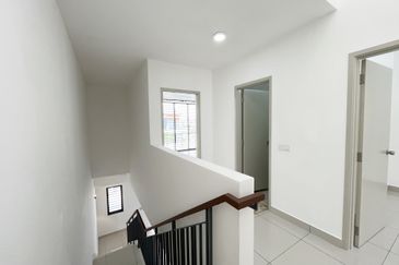 Robin @ Bandar Rimbayu