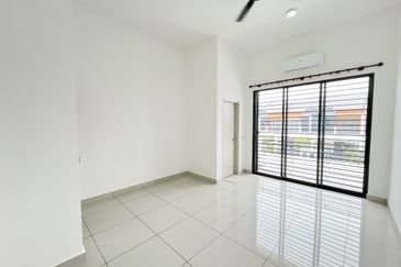 Robin @ Bandar Rimbayu