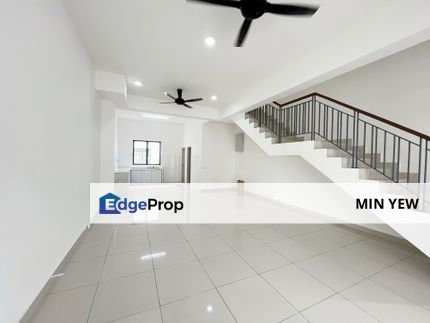 Partially Furnished @ Robin, Bandar Rimbayu, Telok Panglima Garang, Selangor., Selangor, Telok Panglima Garang