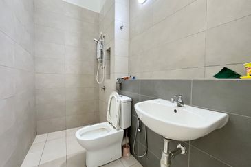 Robin @ Bandar Rimbayu