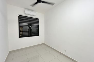 Robin @ Bandar Rimbayu