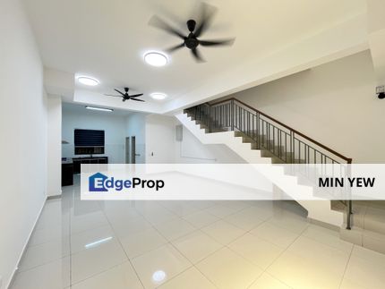 2sty Partially Furnished !! 3bedrooms @ Robin, Rimbayu, Selangor, Telok Panglima Garang
