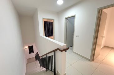 Robin @ Bandar Rimbayu