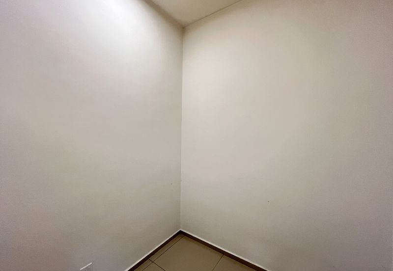 Gravit8 @ Klang South