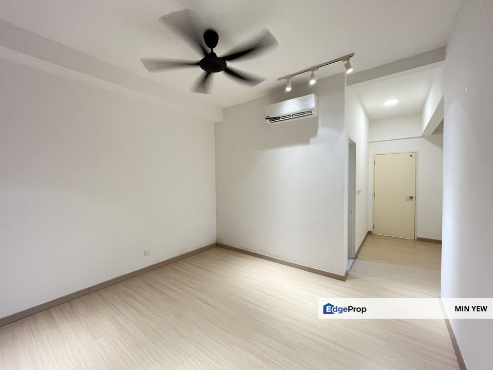 Partially Furnished 2+1 Bedroom @ Gravit, Klang South, Klang Selangor, Selangor, Klang