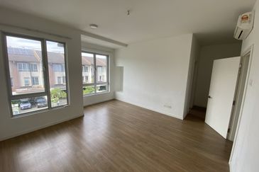 Arahsia Residences, Tropicana Aman