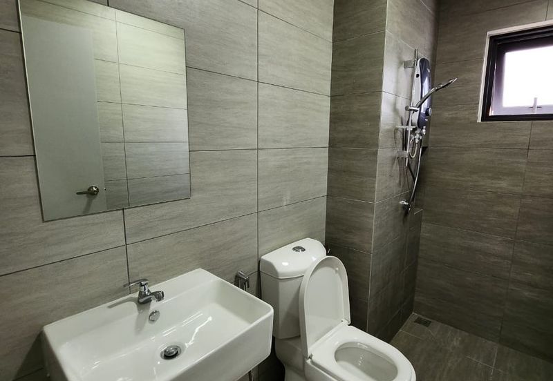 Amber Residence @ twentyfive.7