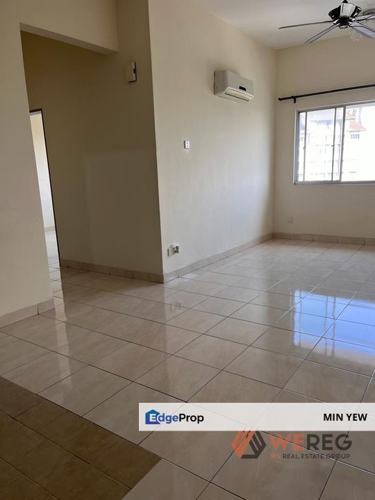 Nice Condition Unit @ Lagoon Suites, Kota Kemuning, Selangor, Kota Kemuning