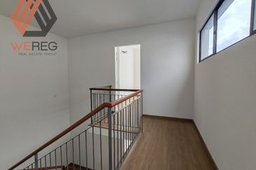 Lucent Residence @ twentyfive.7