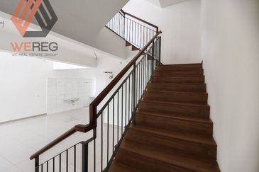 Lucent Residence @ twentyfive.7