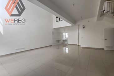 Lucent Residence @ twentyfive.7