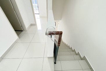 Robin @ Bandar Rimbayu