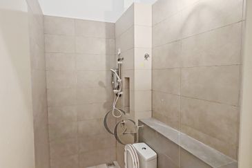 Robin @ Bandar Rimbayu