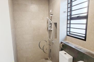 Robin @ Bandar Rimbayu