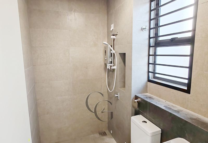 Robin @ Bandar Rimbayu