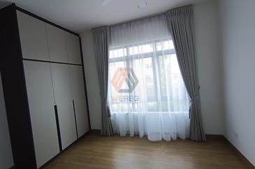 Amber Residence @ twentyfive.7