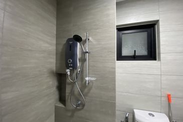 Amber Residence @ twentyfive.7