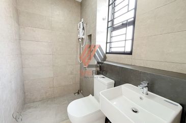 Robin @ Bandar Rimbayu