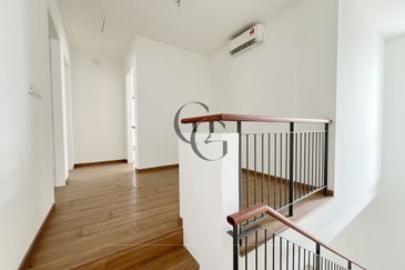 Lucent Residence @ twentyfive.7